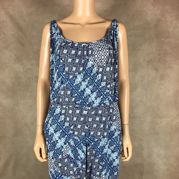 MELISSA MASSE Blue Geometric Print Knit Jumpsuit NEW Size 1X - Picture 3 of 9